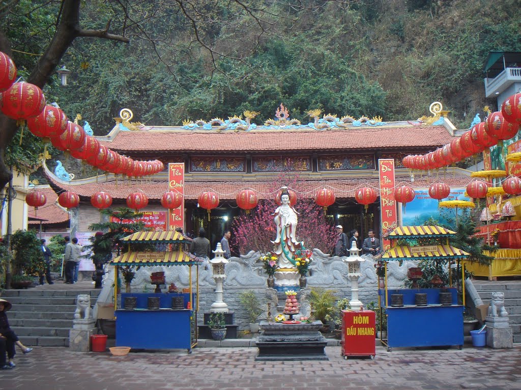 Linh thiêng chùa Long Tiên - Hạ Long