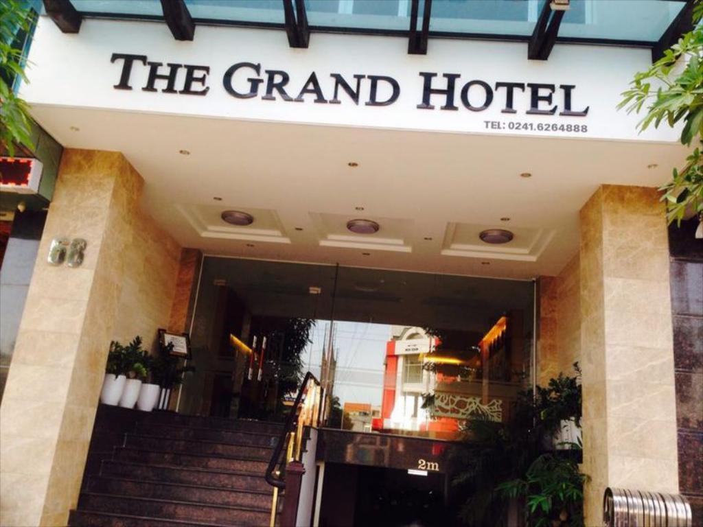 Khách sạn The Grand Hotel