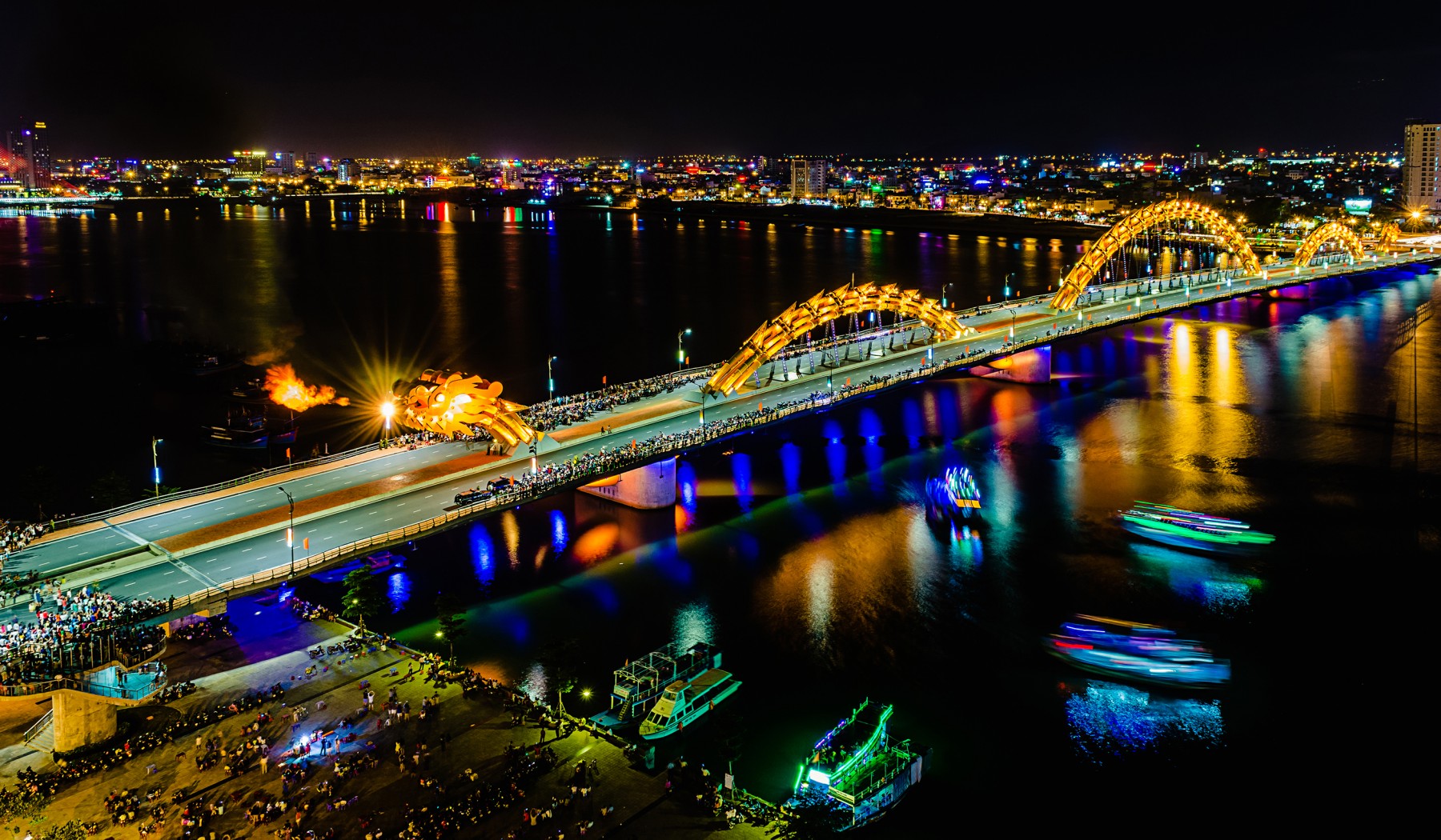 Đà nẵng - Thành phố với những cây cầu độc đáo 